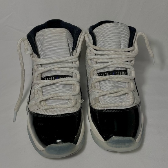 Air Jordan 11 XL Retro GS Concord White Black Dark Concord